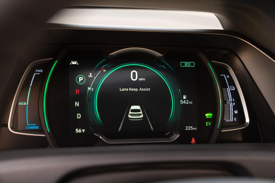 Панель приборов Hyundai IONIQ hybrid (AE) 2019 года  (NA) (фото 20 из 20)